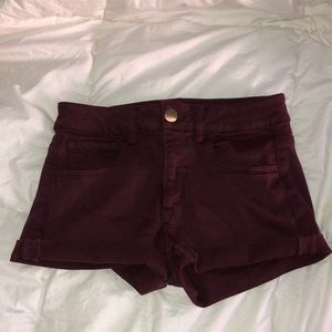 American Eagle burgundy jean short.